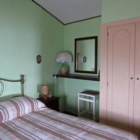 شقة Casa Emanuela 1 *